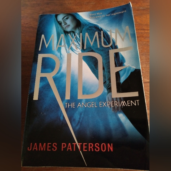 Maximum Ride Book Series, Books 1-3 Boxed Set, James Patterson, Young Ad… - Picture 7 of 8